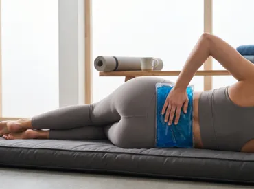 How to Use an Ice Pack for Back Pain Safely and Effectively